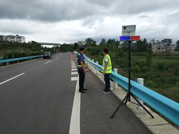 延边朝鲜族高速公路钢护栏