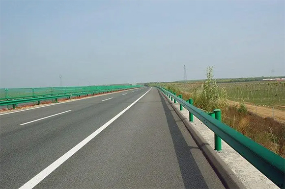 延边朝鲜族高速波形梁护栏